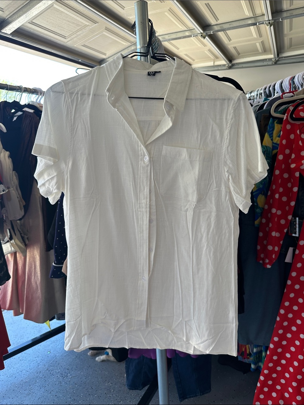 Men’s Classic White Linen Button-Up Short Sleeve Shirt NEW! Never worn